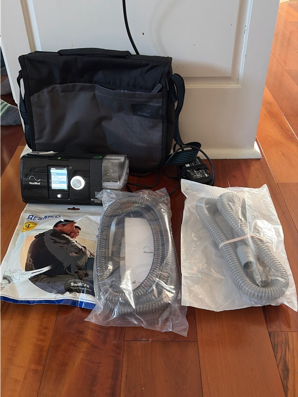 ResMed Airsense 10 Autoset System with Gray Carry Case and accessories